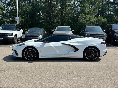 Used 2022 Chevrolet Corvette Stingray Preferred Conv w/ Z51 Performance Package RWD image 6