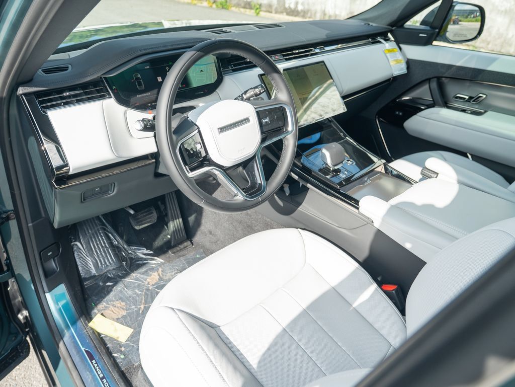 New 2027 Land Rover Range Rover Sport SE AWD/4WD image 11