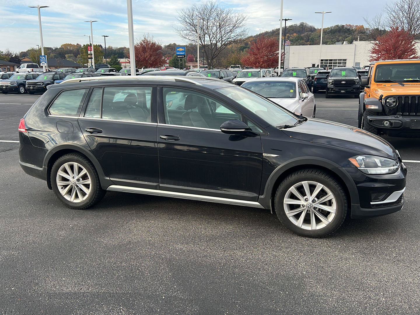 Used 2019 Volkswagen Golf Alltrack SE AWD/4WD image 3