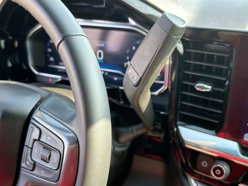 Used 2025 Chevrolet Silverado 2500 High Country w/ High Country Premium Package image 20