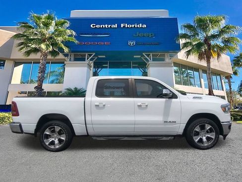 Used 2024 RAM 1500 Laramie AWD/4WD image 4