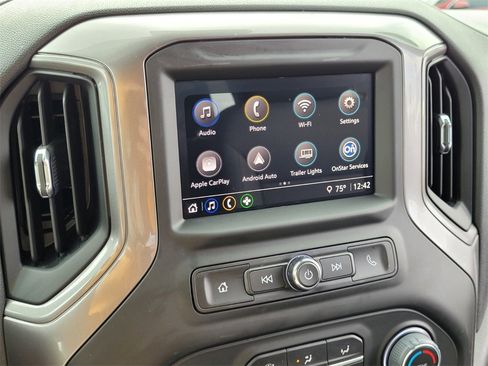 Used 2025 Chevrolet Silverado 1500 Custom Trail Boss w/ Dark Appearance Package image 32