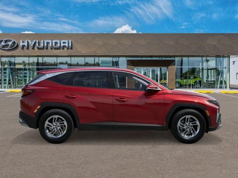 New 2026 Hyundai Tucson SE AWD/4WD image 7