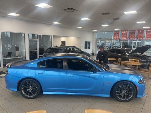 Used 2023 Dodge Charger Scat Pack w/ Plus Group image 3