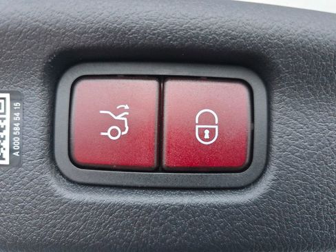 Certified 2025 Mercedes-Benz C 300 4MATIC Sedan image 19