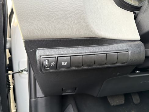 Used 2025 Toyota Corolla LE w/ LE Premium Package FWD image 14