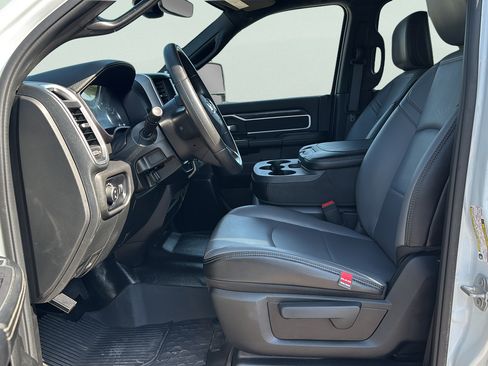 Used 2024 RAM 3500 Big Horn w/ Protection Group AWD/4WD image 19