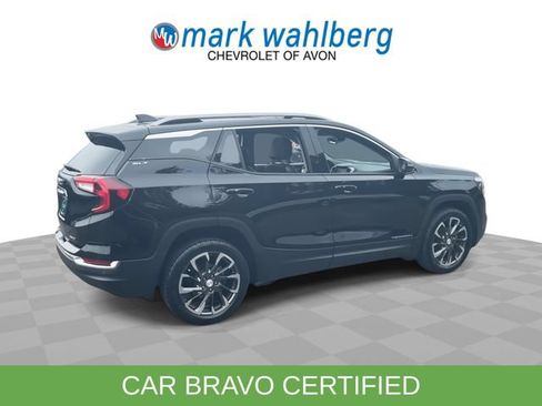 Certified 2022 GMC Terrain SLT w/ Infotainment Package II AWD/4WD image 8