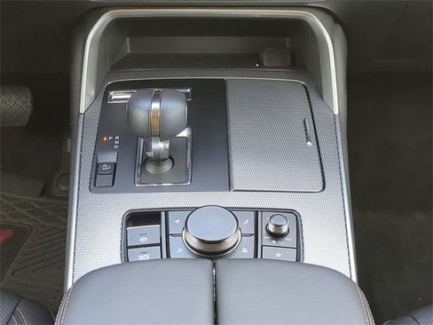 Used 2024 MAZDA CX-90 3.3 Turbo w/ Premium Package image 18