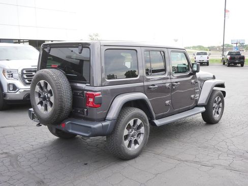 Used 2020 Jeep Wrangler Unlimited Sahara w/ Uconnect 4C Nav & Sound Group AWD/4WD image 7
