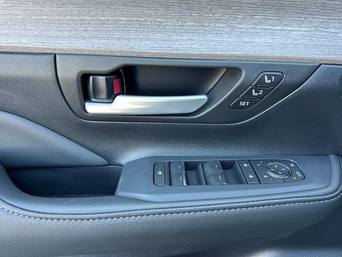 Certified 2026 Toyota Grand Highlander AWD image 11