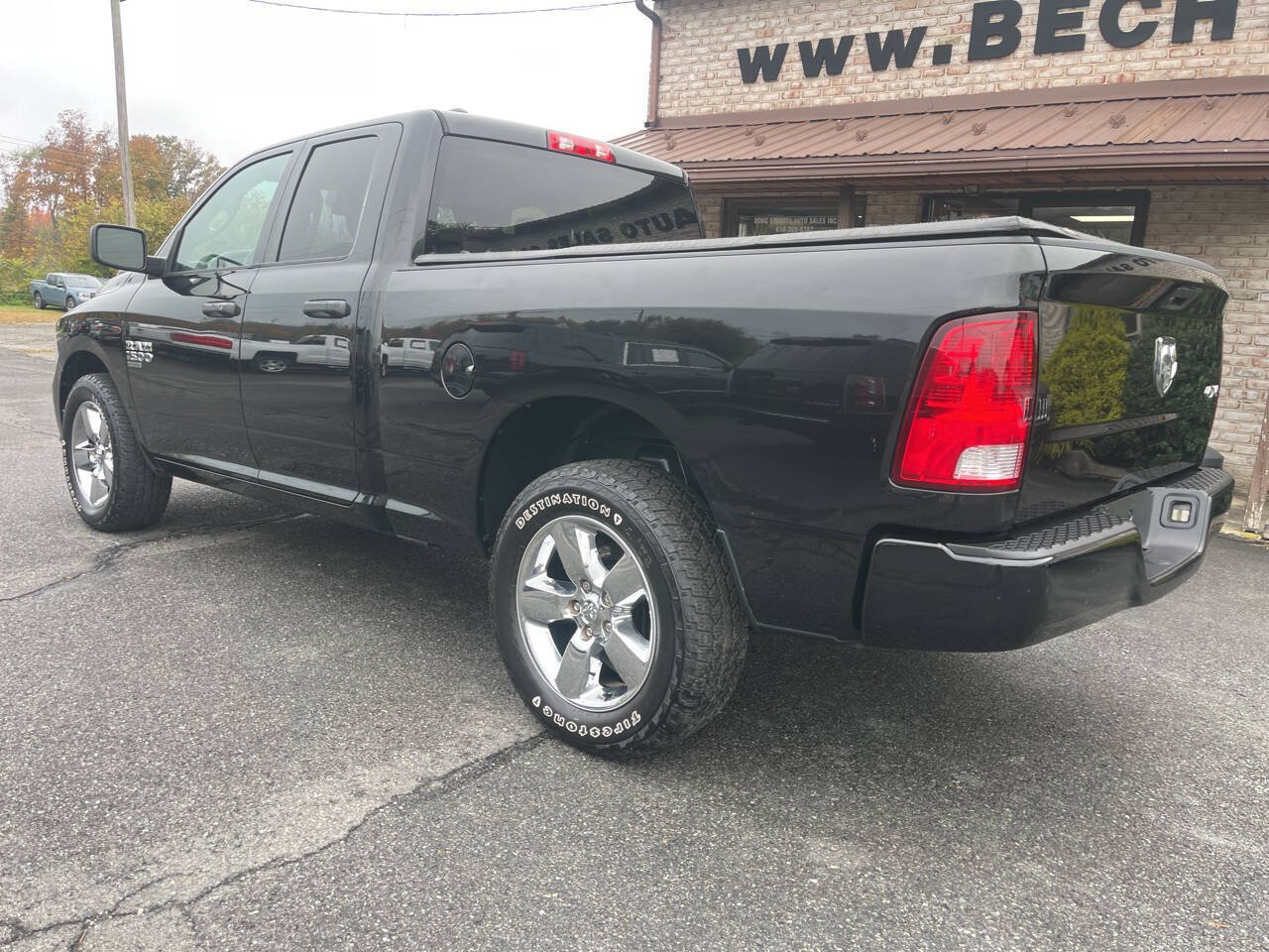 Used 2019 RAM 1500 Express w/ Express Value Package AWD/4WD image 8