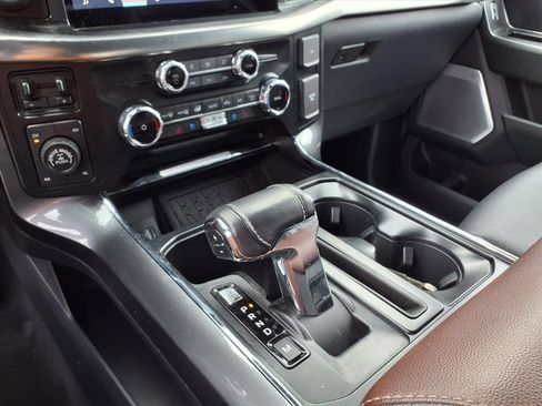 Used 2023 Ford F150 Lariat w/ Equipment Group 502A High image 18