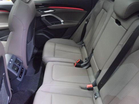 New 2025 Audi Q5 Prestige image 5