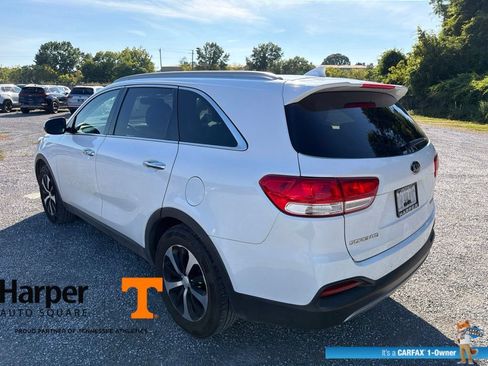 Used 2018 Kia Sorento EX FWD image 3