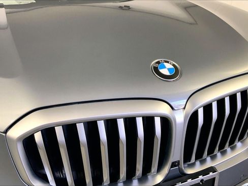 Used 2025 BMW X5 xDrive40i AWD/4WD image 29