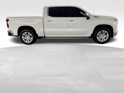Certified 2023 Chevrolet Silverado 1500 LTZ w/ Z71 Off-Road Package image 10