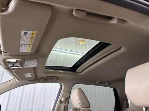 Used 2020 Acura MDX FWD w/ Technology Package image 12