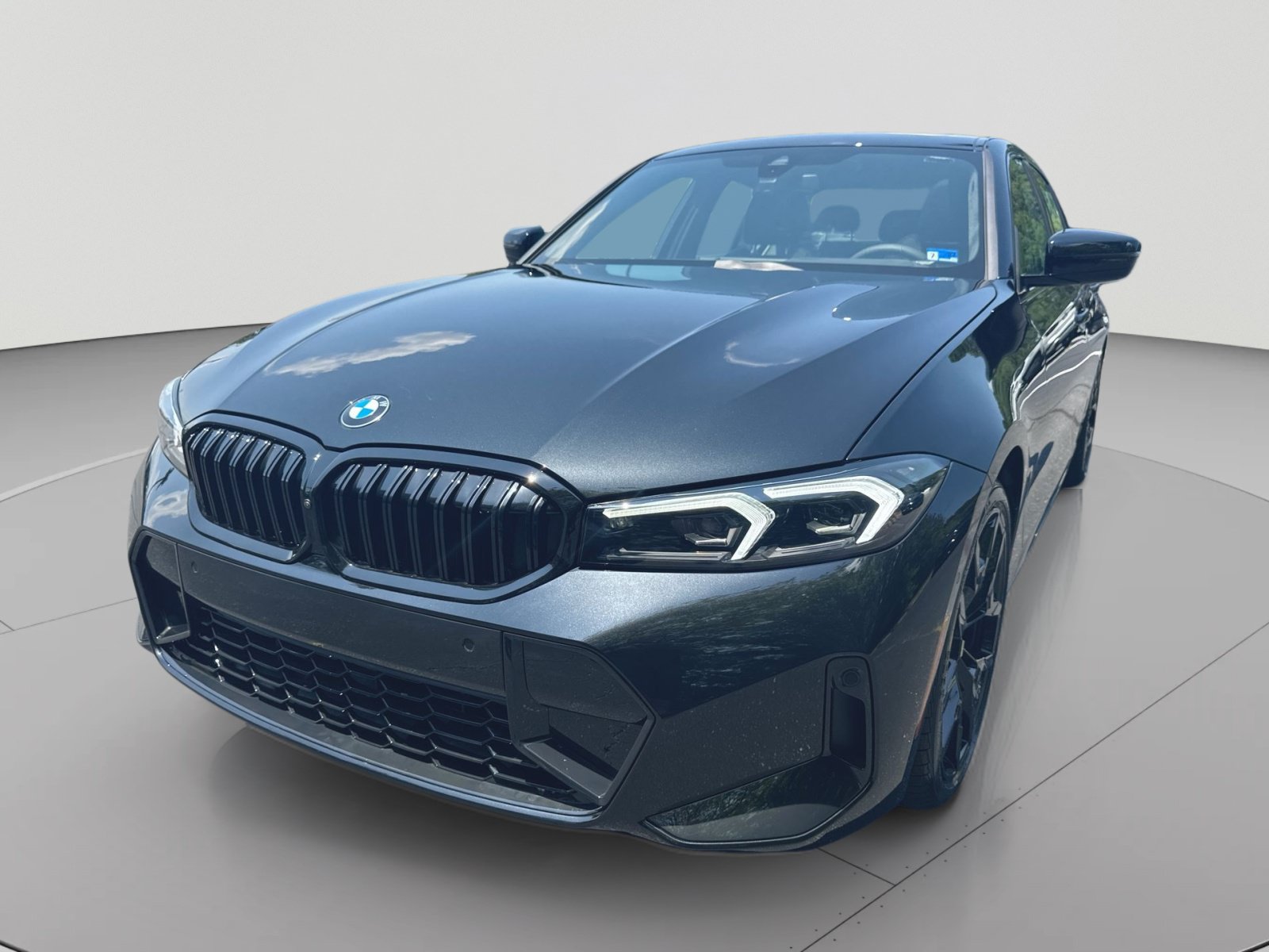 New 2026 BMW 330i Sedan w/ M Sport Package RWD image 5