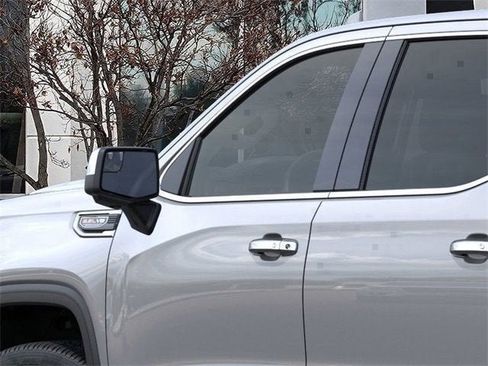 New 2026 GMC Sierra 1500 SLT image 12