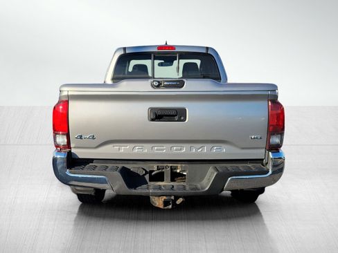 Used 2018 Toyota Tacoma SR5 image 6