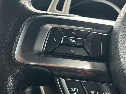Used 2015 Ford Mustang Premium image 28