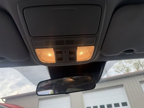 Used 2017 Honda CR-V EX image 17