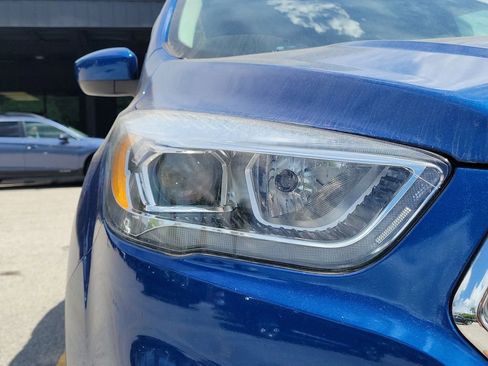 Used 2019 Ford Escape SEL image 7