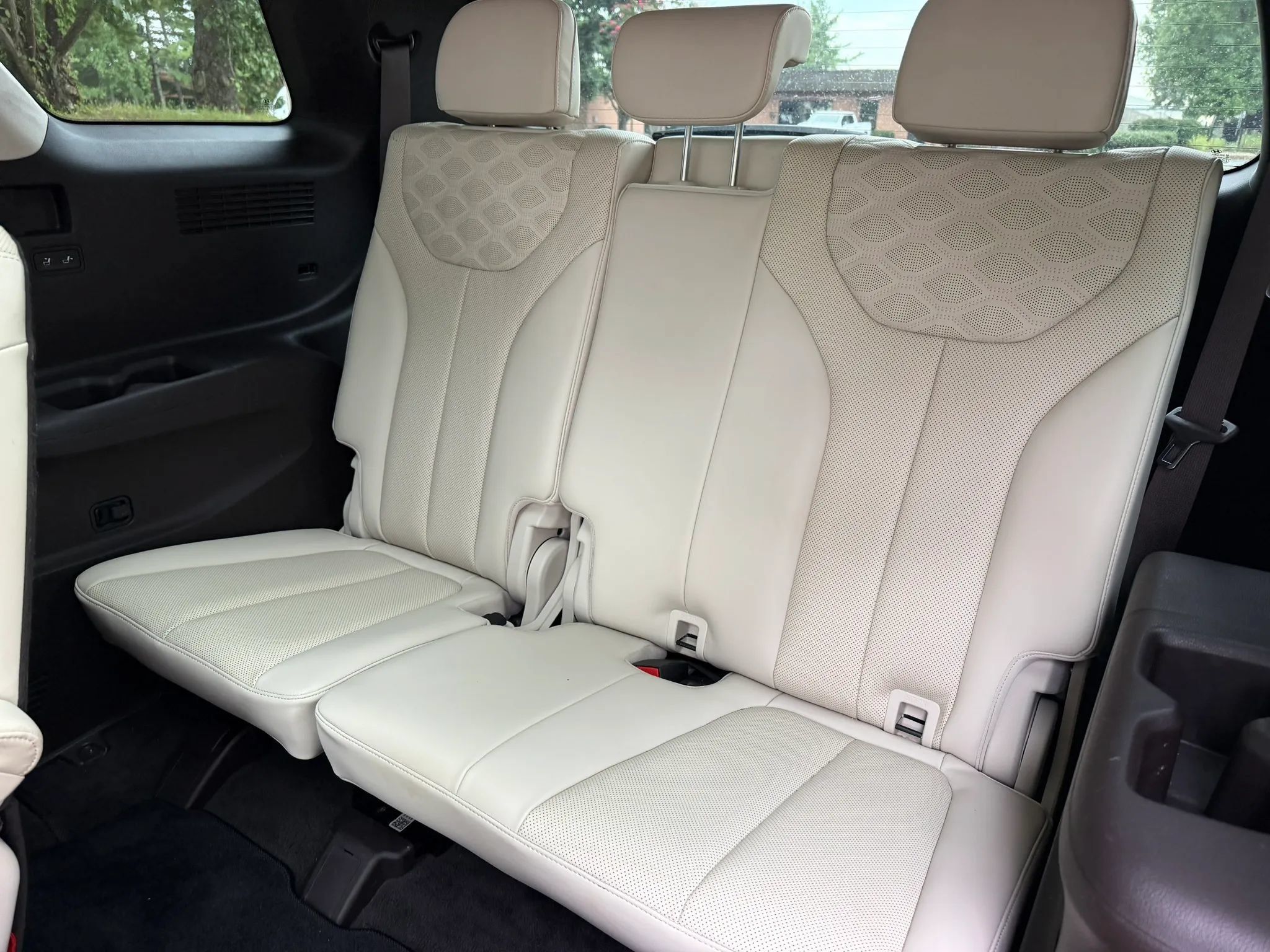 Used 2020 Hyundai Palisade Limited AWD/4WD image 17