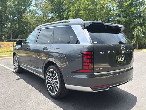 New 2026 Hyundai Palisade Calligraphy FWD image 4