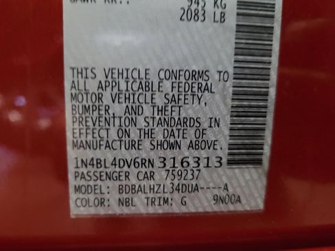 Used 2024 Nissan Altima 2.5 SV FWD image 33