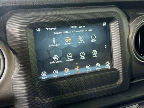 Used 2021 Jeep Wrangler Unlimited Sport AWD/4WD image 25