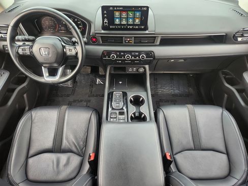 Certified 2024 Honda Pilot Touring image 30