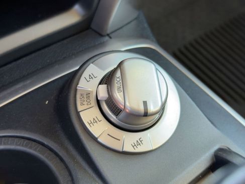 Used 2021 Toyota 4Runner Limited image 27