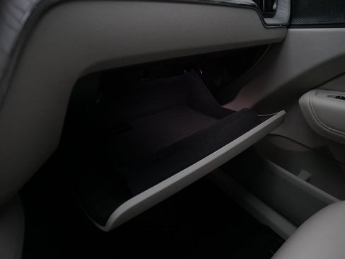 Used 2024 Volvo XC60 B5 Plus w/ Protection Package Premier image 30