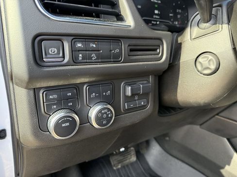 Used 2022 GMC Yukon AT4 w/ Max Trailering Package image 12