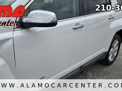 Used 2017 GMC Terrain SLT w/ Driver Alert Package I FWD image 9