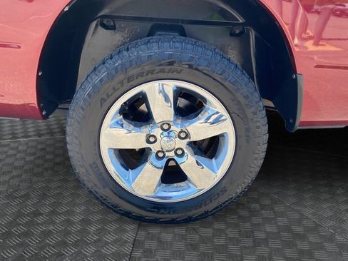Used 2019 RAM 1500 Big Horn AWD/4WD image 32
