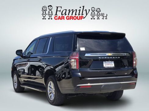 Used 2021 Chevrolet Suburban LT AWD/4WD image 3