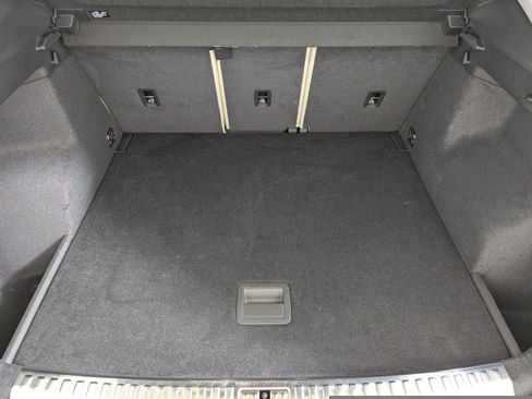 Certified 2025 Audi Q3 2.0T Premium Plus w/ Premium Plus Package image 20