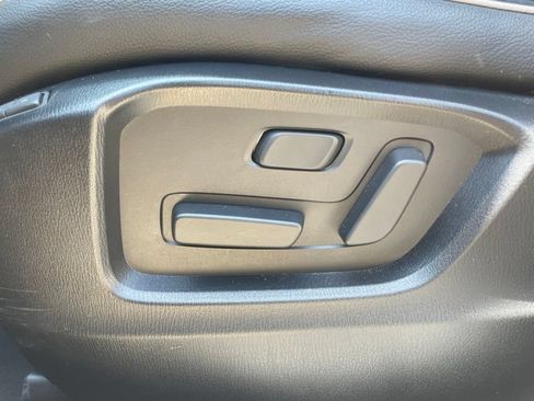Used 2025 MAZDA CX-5 AWD 2.5 S w/ Preferred Package image 19