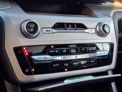 Used 2023 Ford Explorer XLT w/ Equipment Group 202A image 12