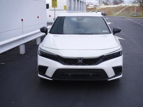 Used 2022 Honda Civic Sport image 4