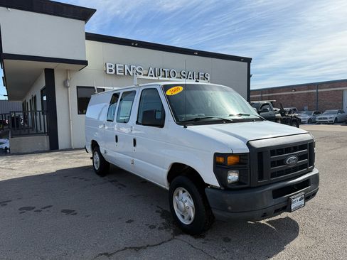 Used 2009 Ford E-150 and Econoline 150 E-150 image 4