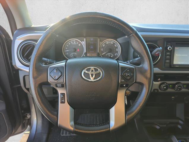 Used 2017 Toyota Tacoma SR5 w/ Tow Package RWD image 11