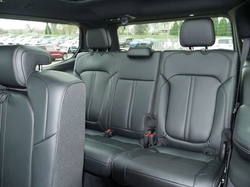 New 2026 Jeep Grand Wagoneer Summit AWD/4WD image 28