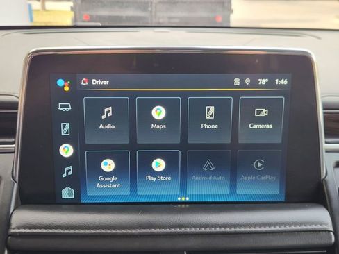 Used 2022 Chevrolet Suburban LT image 14