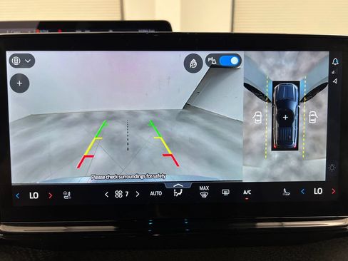 Used 2025 Ford Expedition Tremor AWD/4WD image 77
