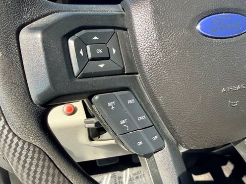Used 2016 Ford F150 XLT AWD/4WD image 21