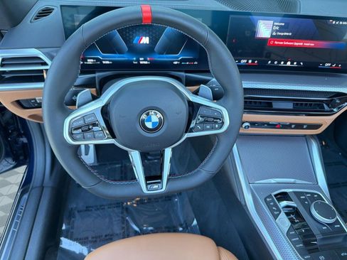 Used 2025 BMW M440i Convertible w/ Premium Package RWD image 15